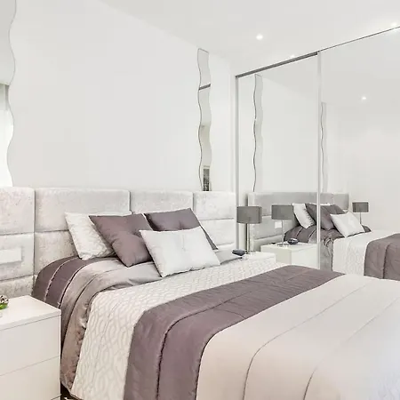 Apartment Charming 1br In Heart Of *